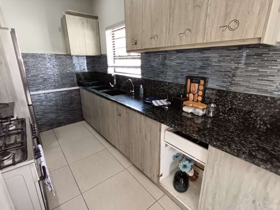4 Bedroom Property for Sale in Aston Bay Eastern Cape